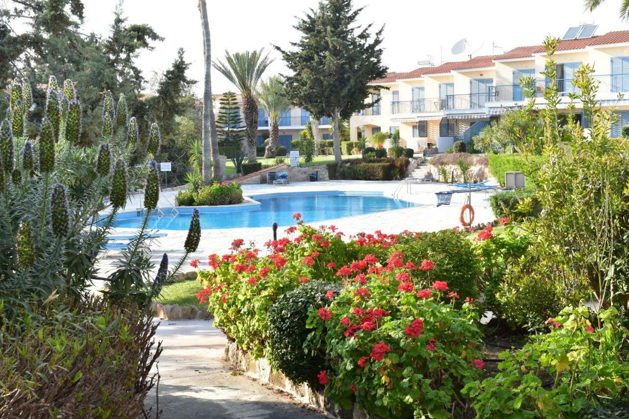 Paradise Gardens Mediterranean Home 파포스 외부 사진